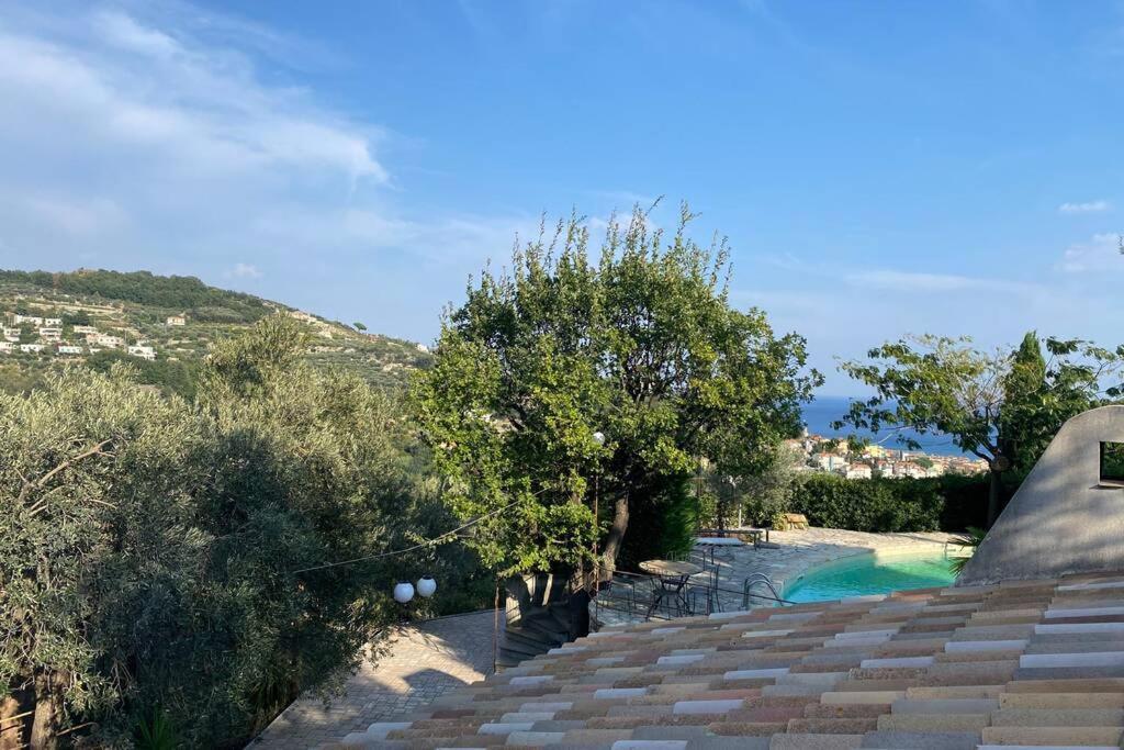 Relais San Sebastiano Pietra Ligure Exterior foto